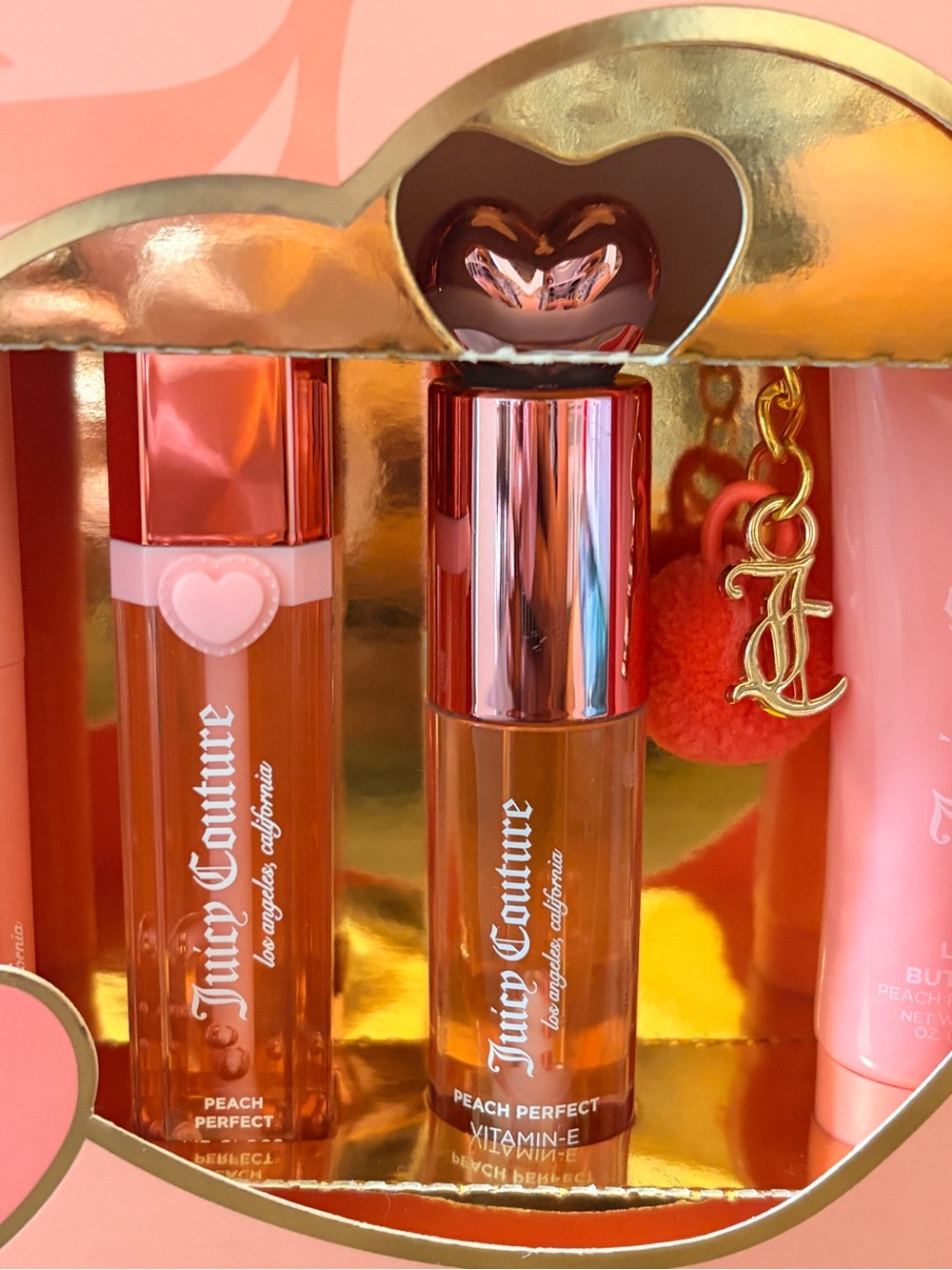 Juicy Couture Peach Perfect Total Lip Kit with fuzzy Charm - Picture 6 of 9